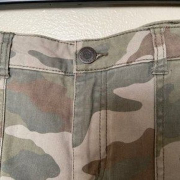 AEROPOSTALE ARMY GREEN CAMO A-LINE MINI SKIRT 6 - Picture 3 of 9